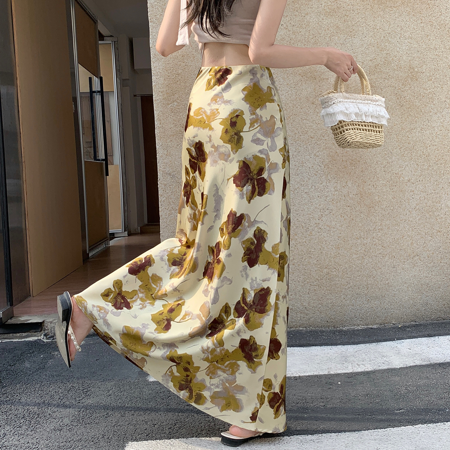 Women's Acetate French Floral Midi Skirt 2026 Summer Lightweight Blue Elastic Waist Print Mermaid Skirt - Image 4