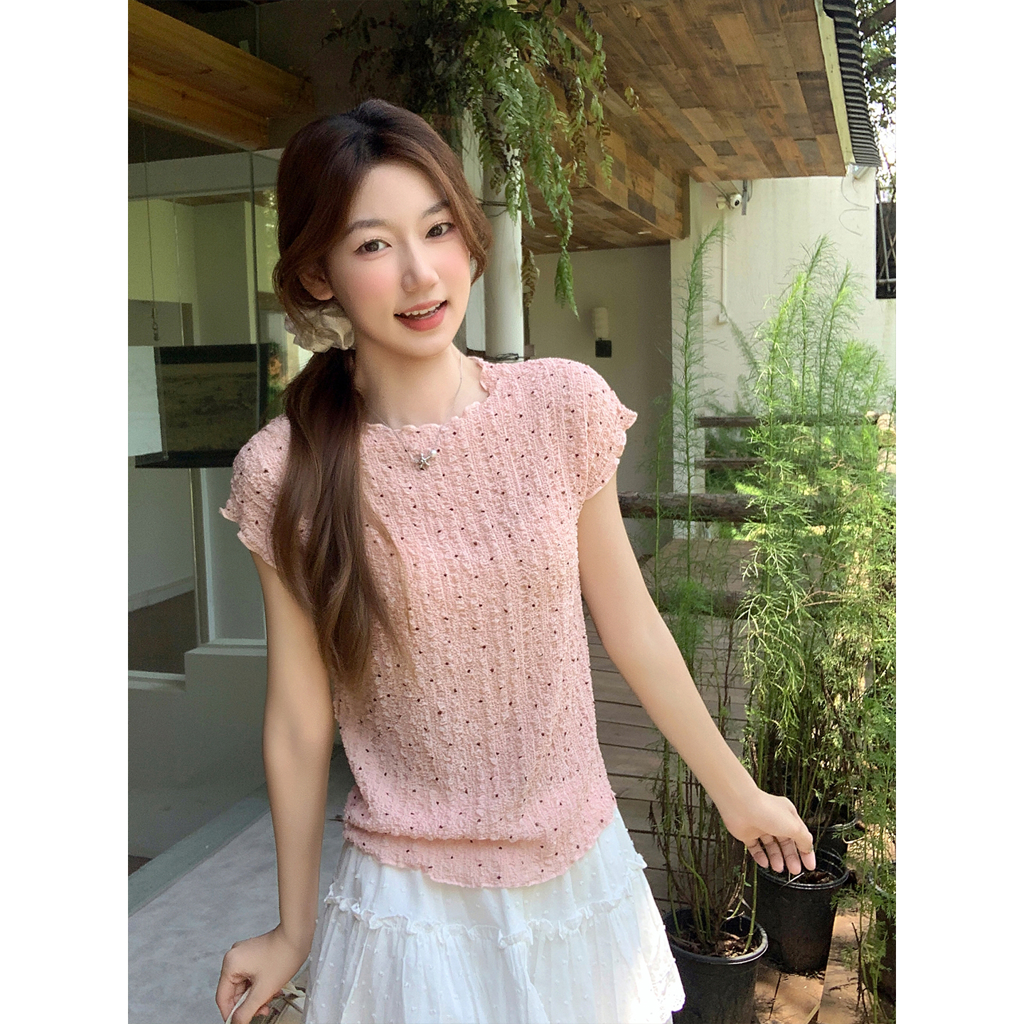 Pure Desire Style Wood Ear Edge Round Neck Polka Dot Short Sleeve T-Shirt Women Summer New Pleated Slimming Versatile Hot Girl Top - Image 2