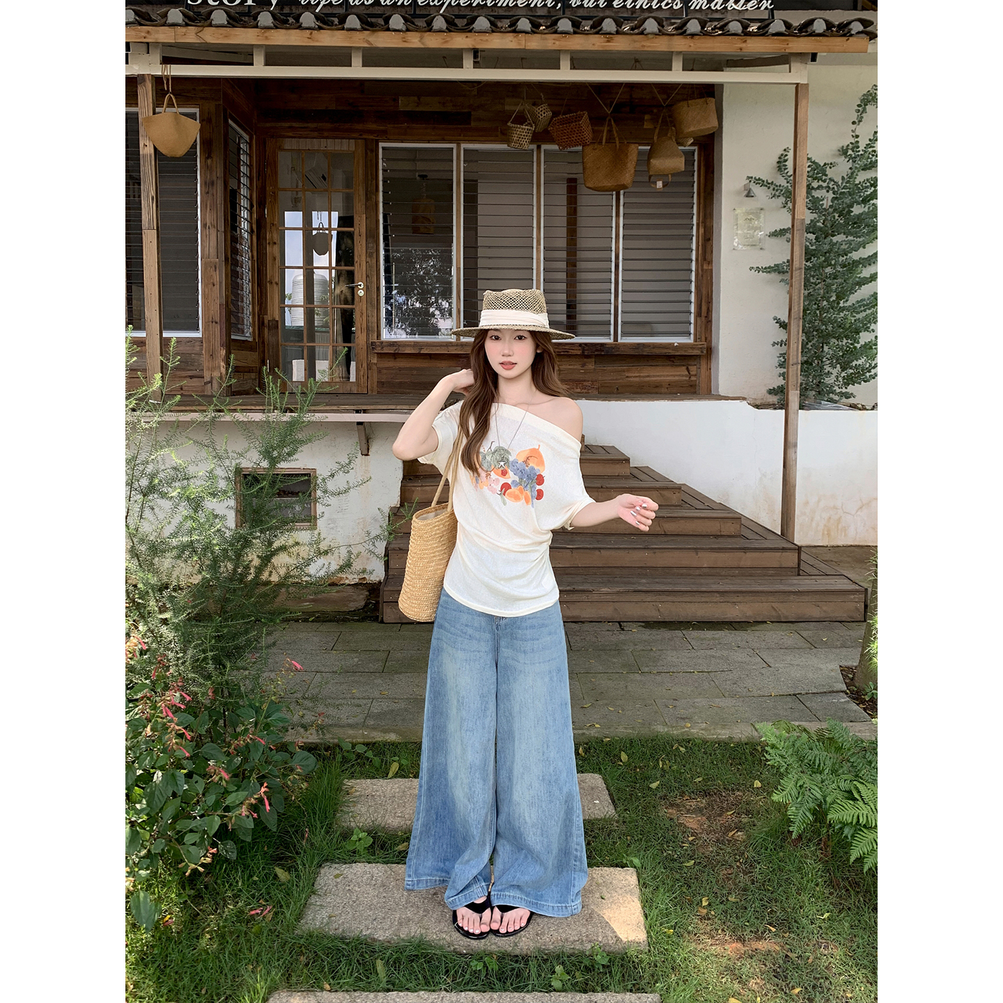 Women's Summer Print T-Shirt with Asymmetric Off-Shoulder Neckline and Waist-Cinching Slim Fit - Image 3