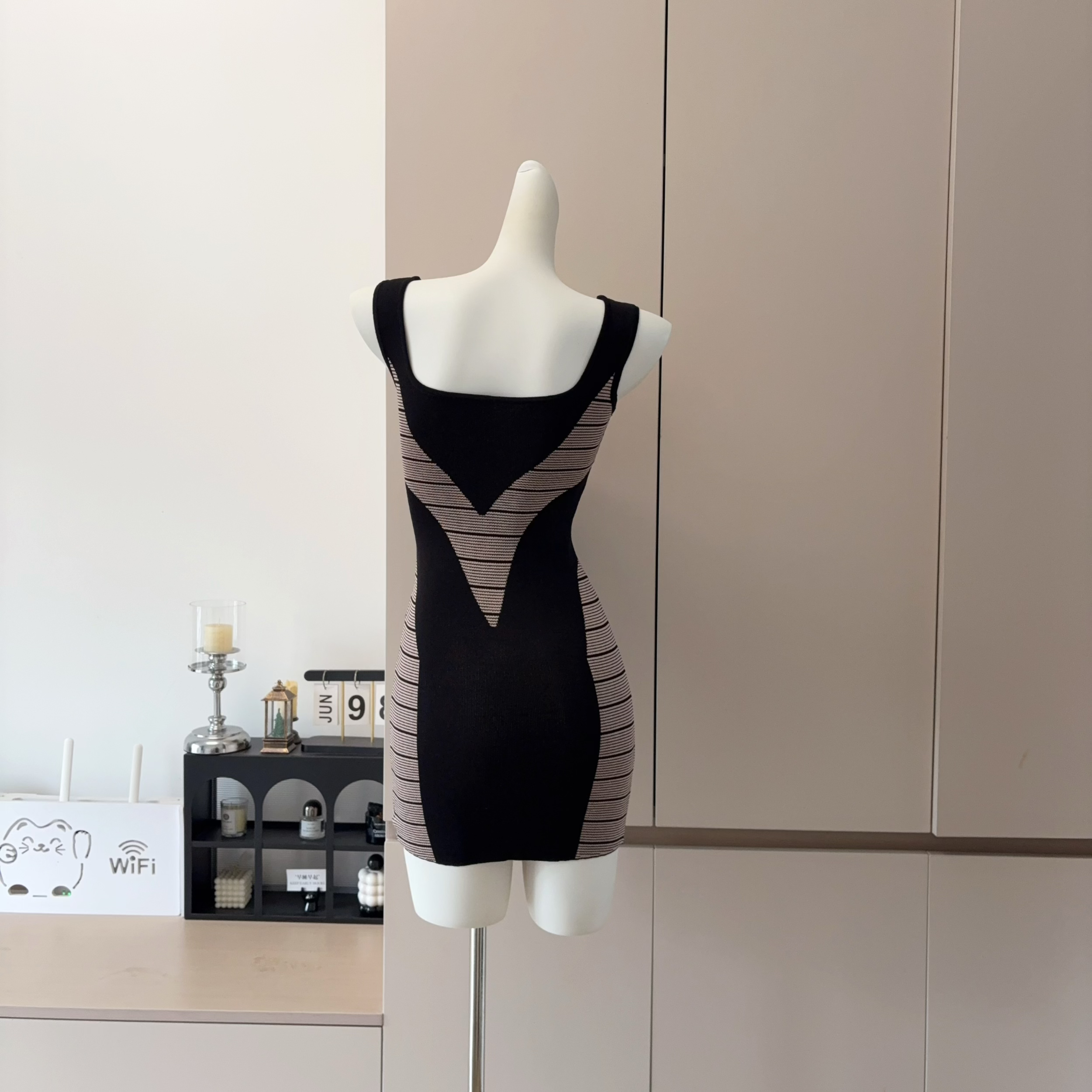 Striped V-Neck Bustier Cami Bodycon Dress - Image 5